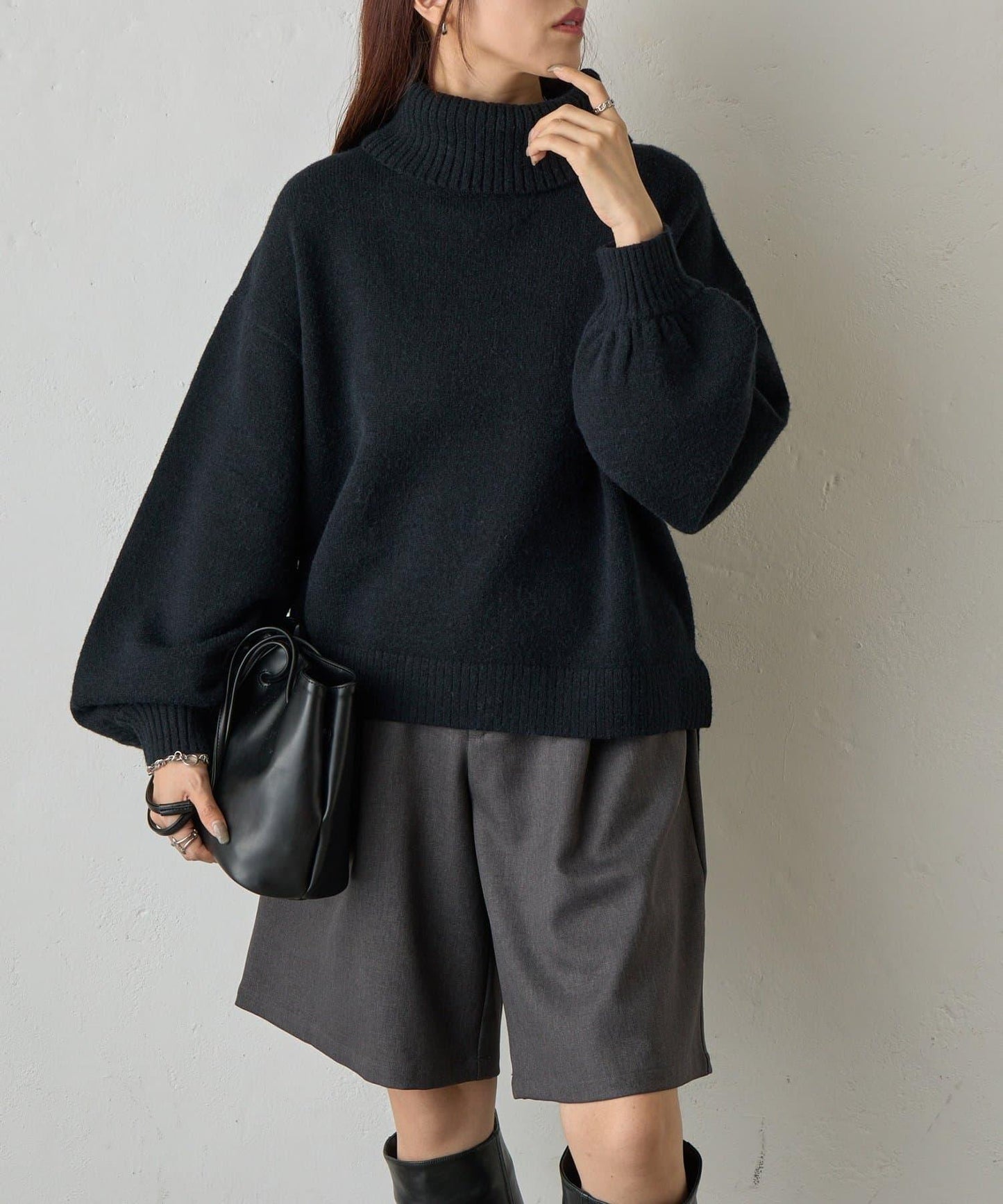 寬鬆柔軟高領針織衫