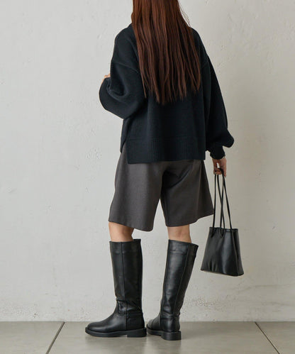 寬鬆柔軟高領針織衫