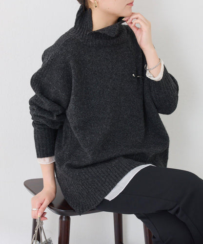【可水洗針織】羊毛混紡開叉高領針織衫