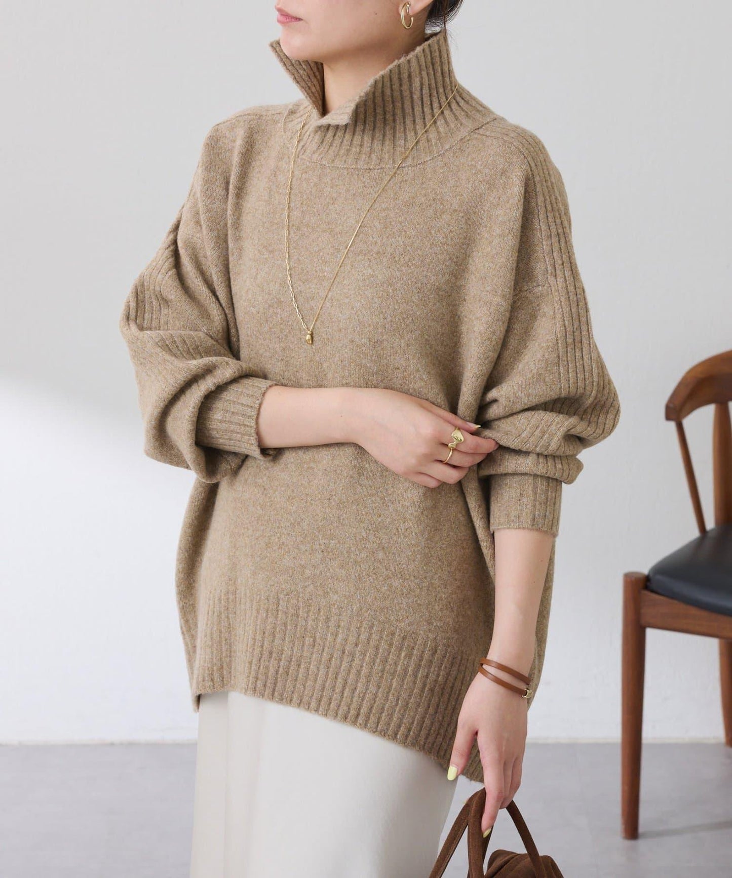 【可水洗針織】羊毛混紡開叉高領針織衫