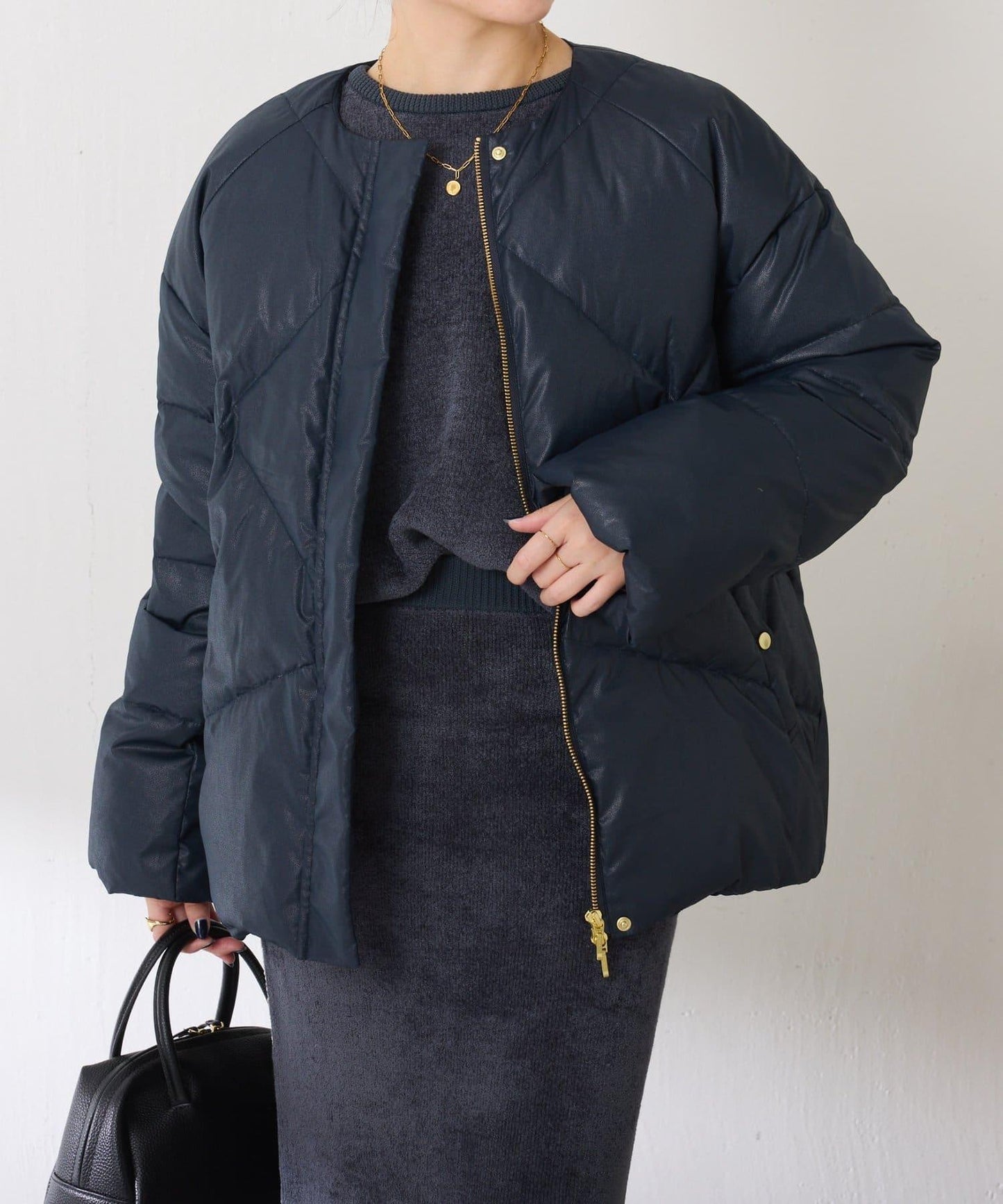 【輕量外套】輕質壓花無領羽絨服