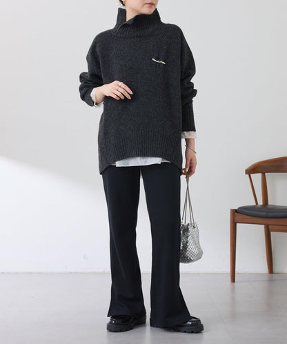 【可水洗針織】羊毛混紡開叉高領針織衫