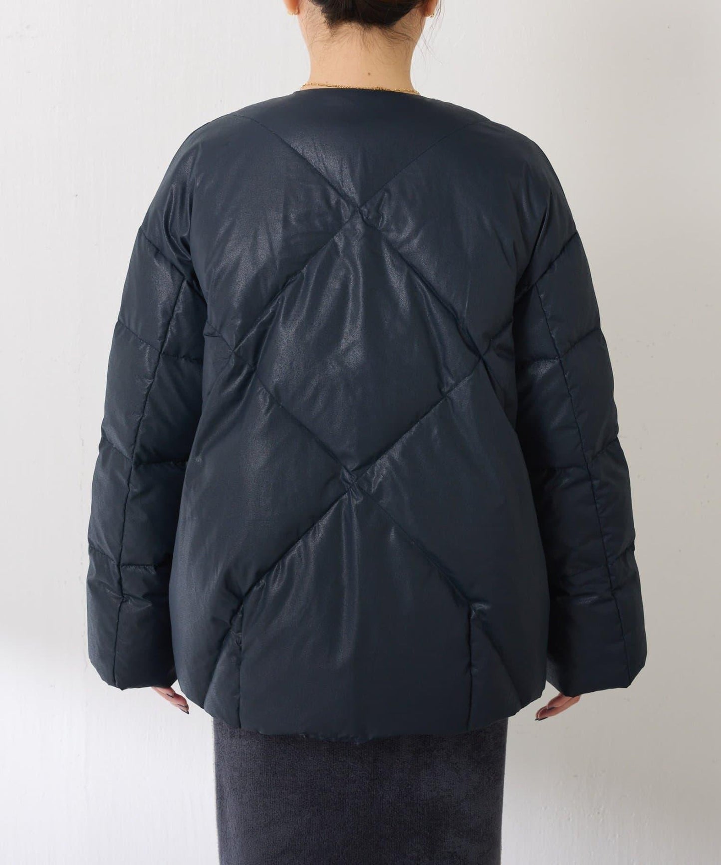 【輕量外套】輕質壓花無領羽絨服