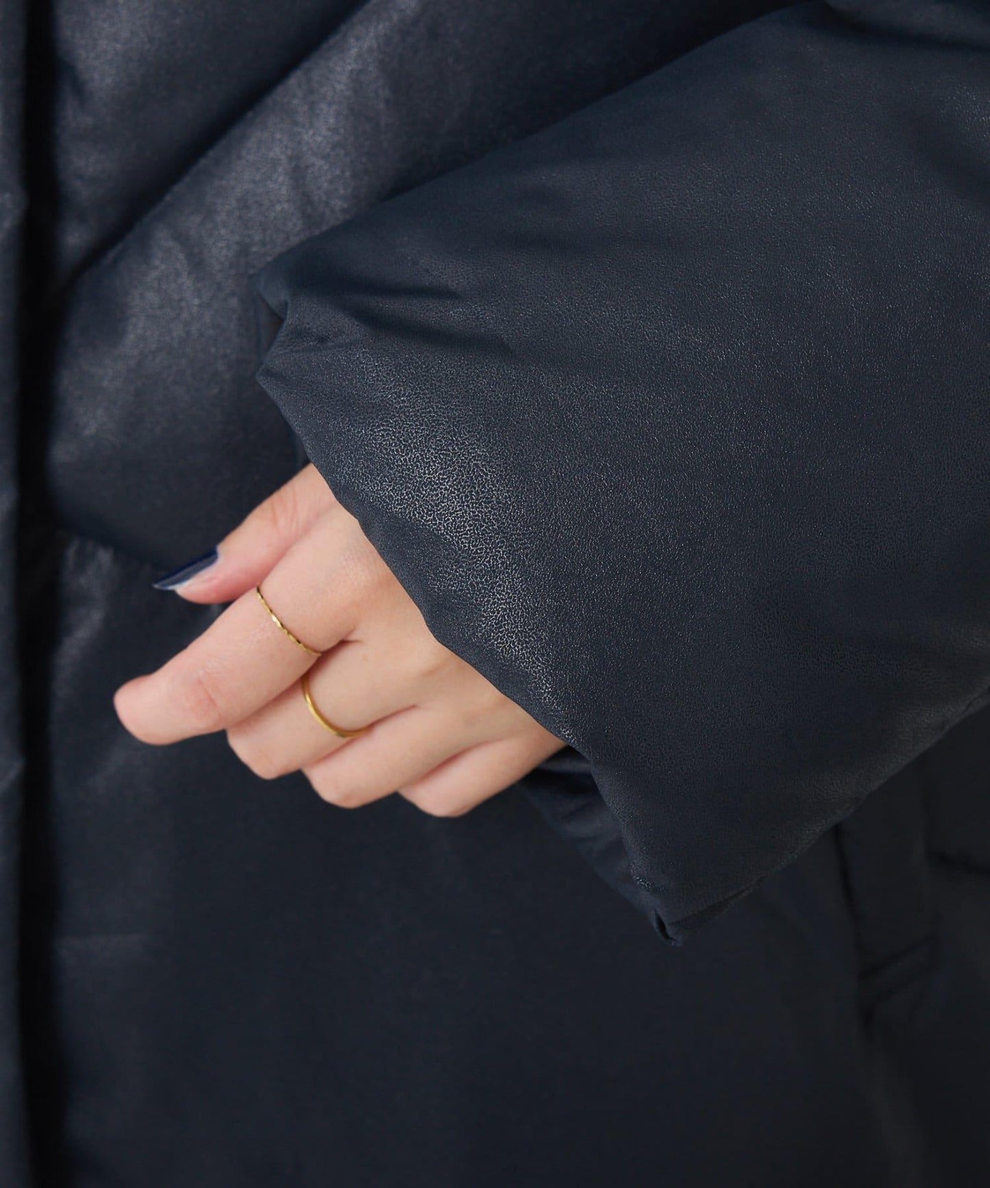 【輕量外套】輕質壓花無領羽絨服