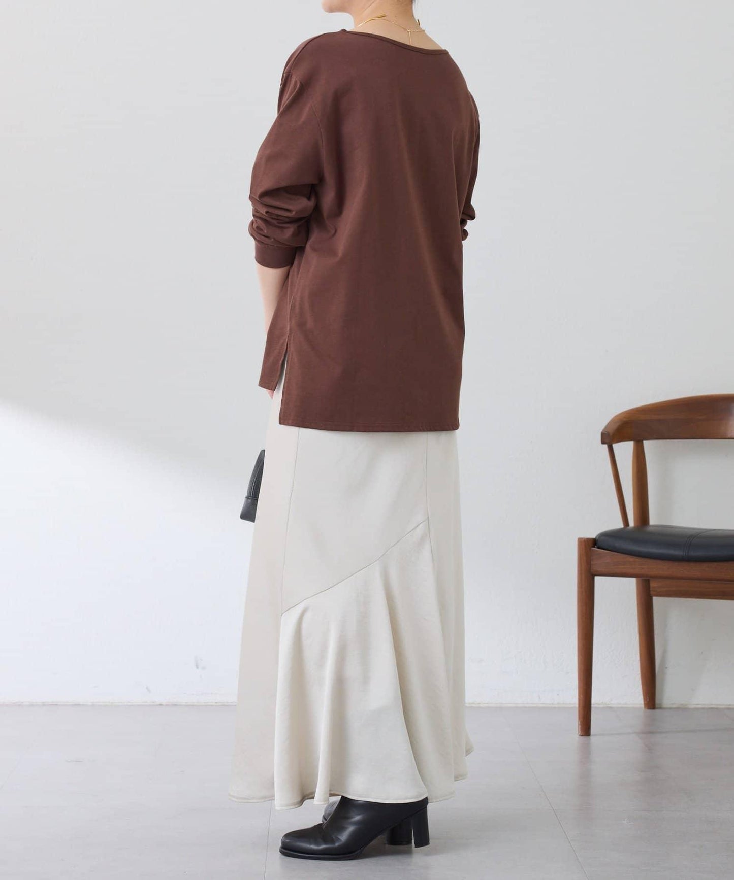 亮片字母長袖T恤/疊穿單品