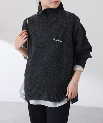 【可水洗針織】羊毛混紡開叉高領針織衫