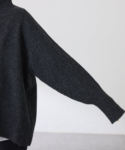【可水洗針織】羊毛混紡開叉高領針織衫