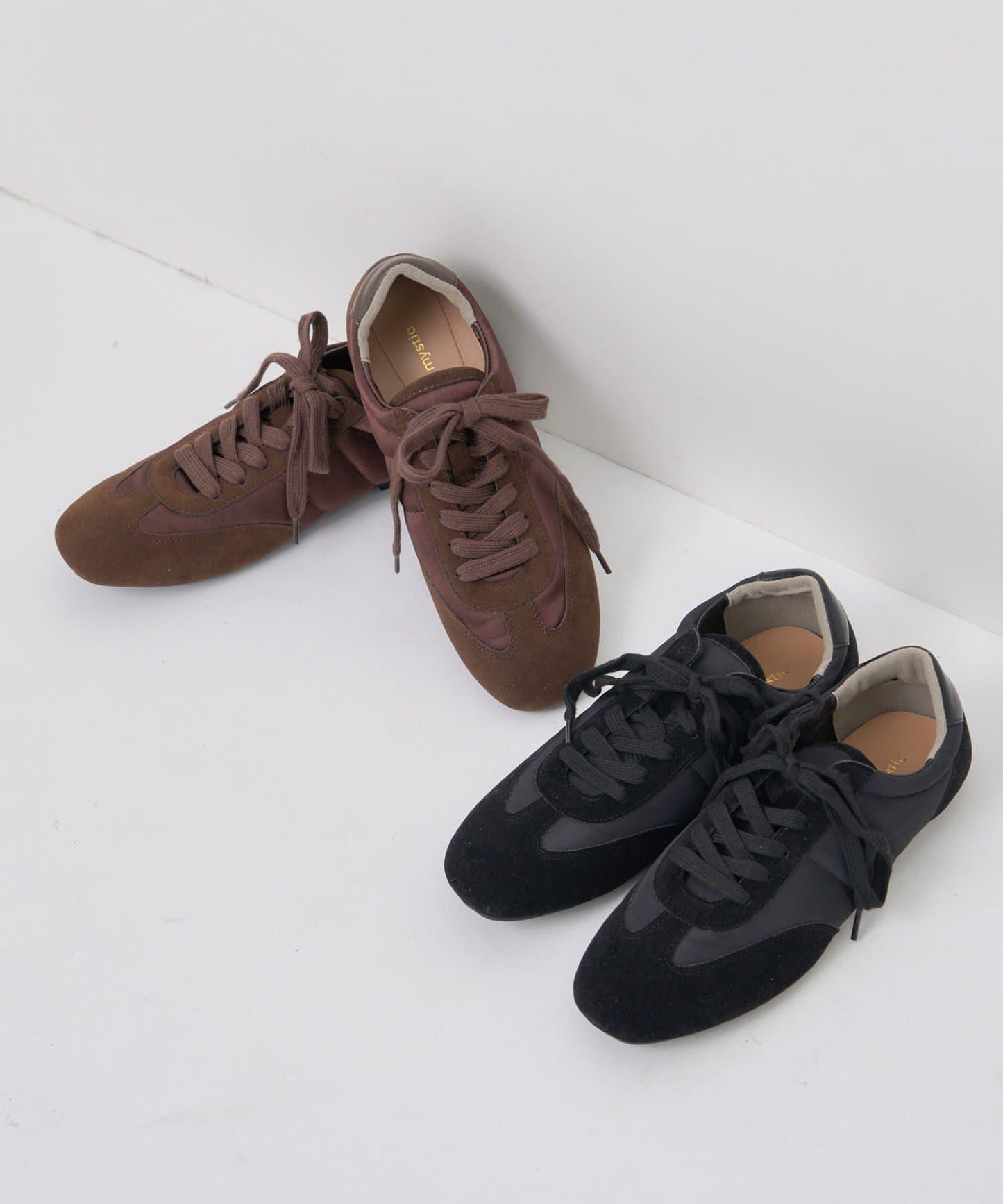 緞面拼接休閒運動鞋