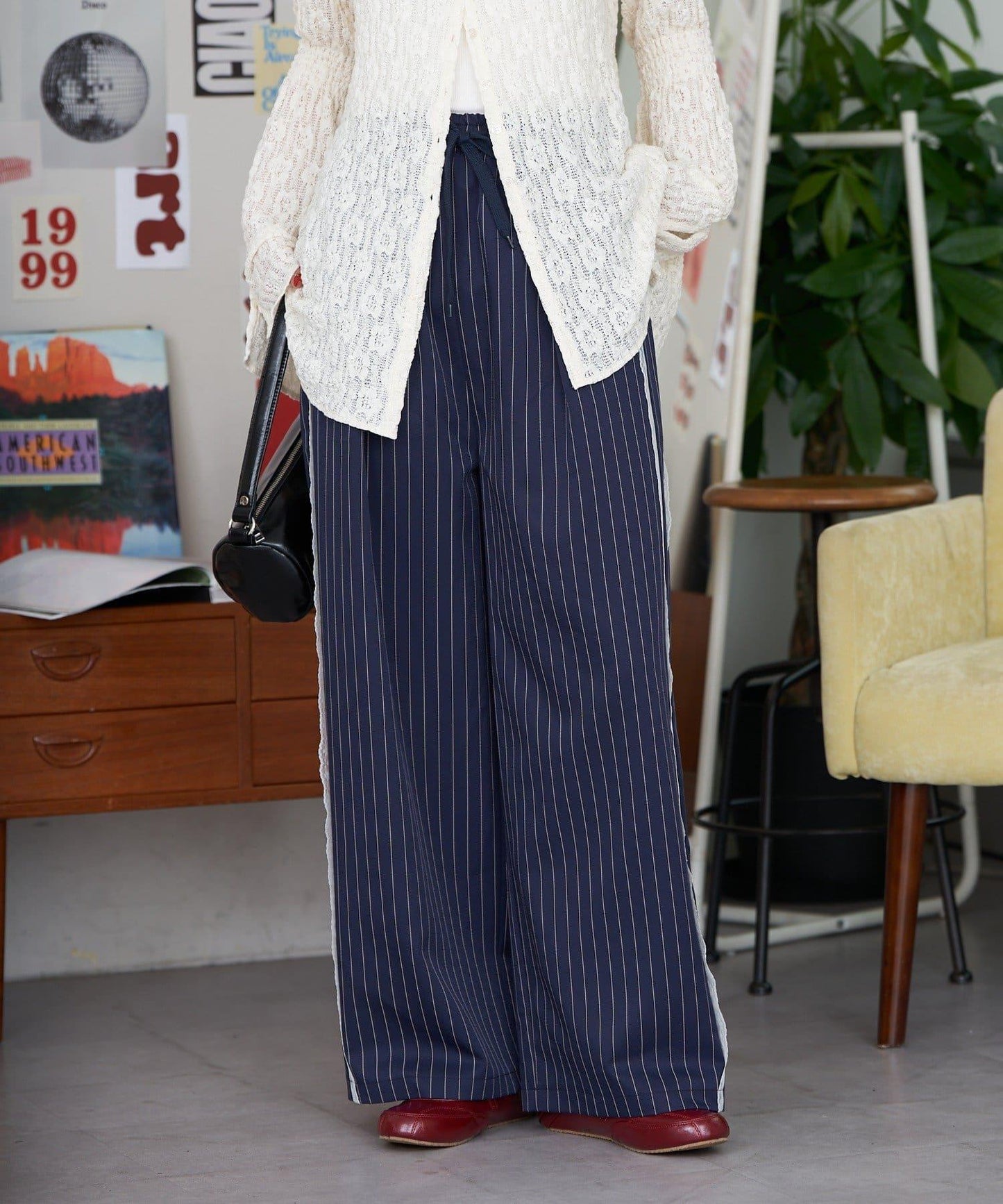 【neutral】細條紋蕾絲休閒西裝褲