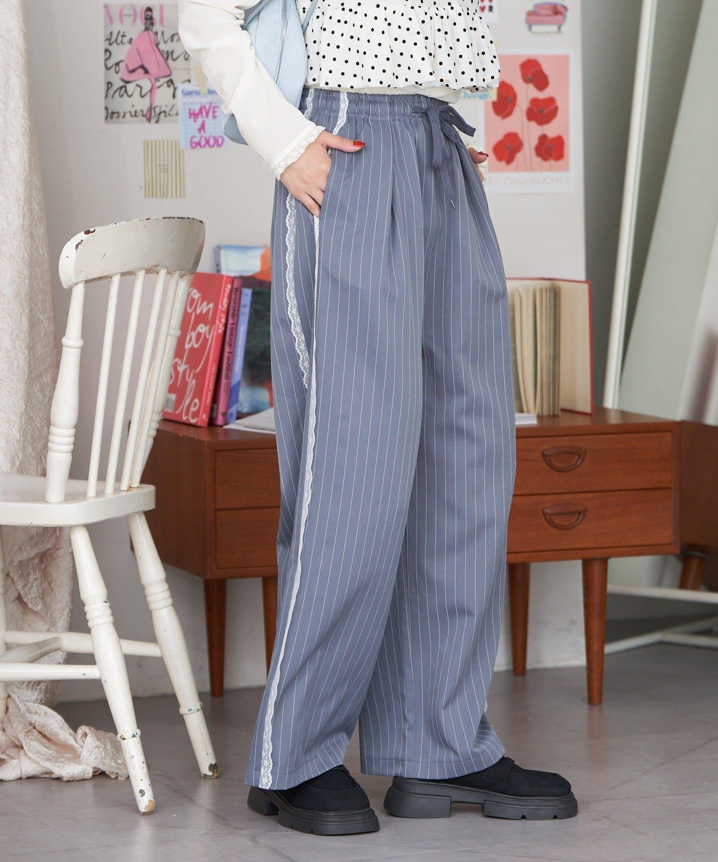 【neutral】細條紋蕾絲休閒西裝褲