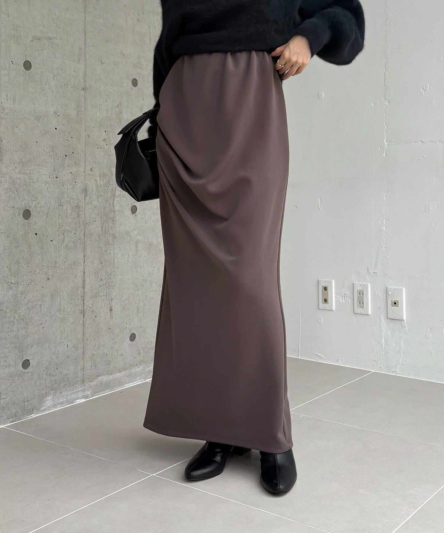 剪裁垂墜半身裙