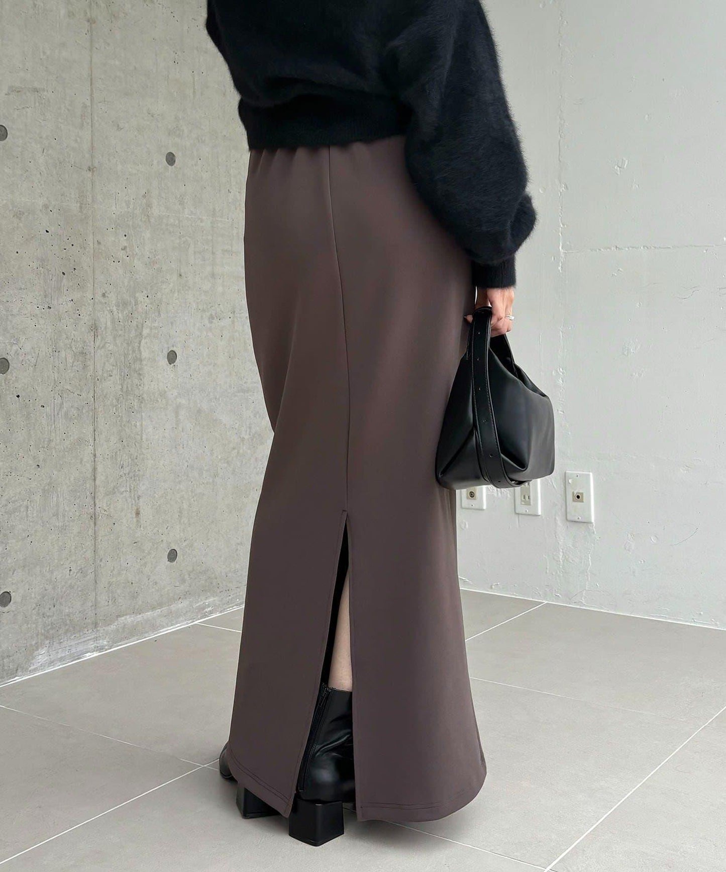 剪裁垂墜半身裙