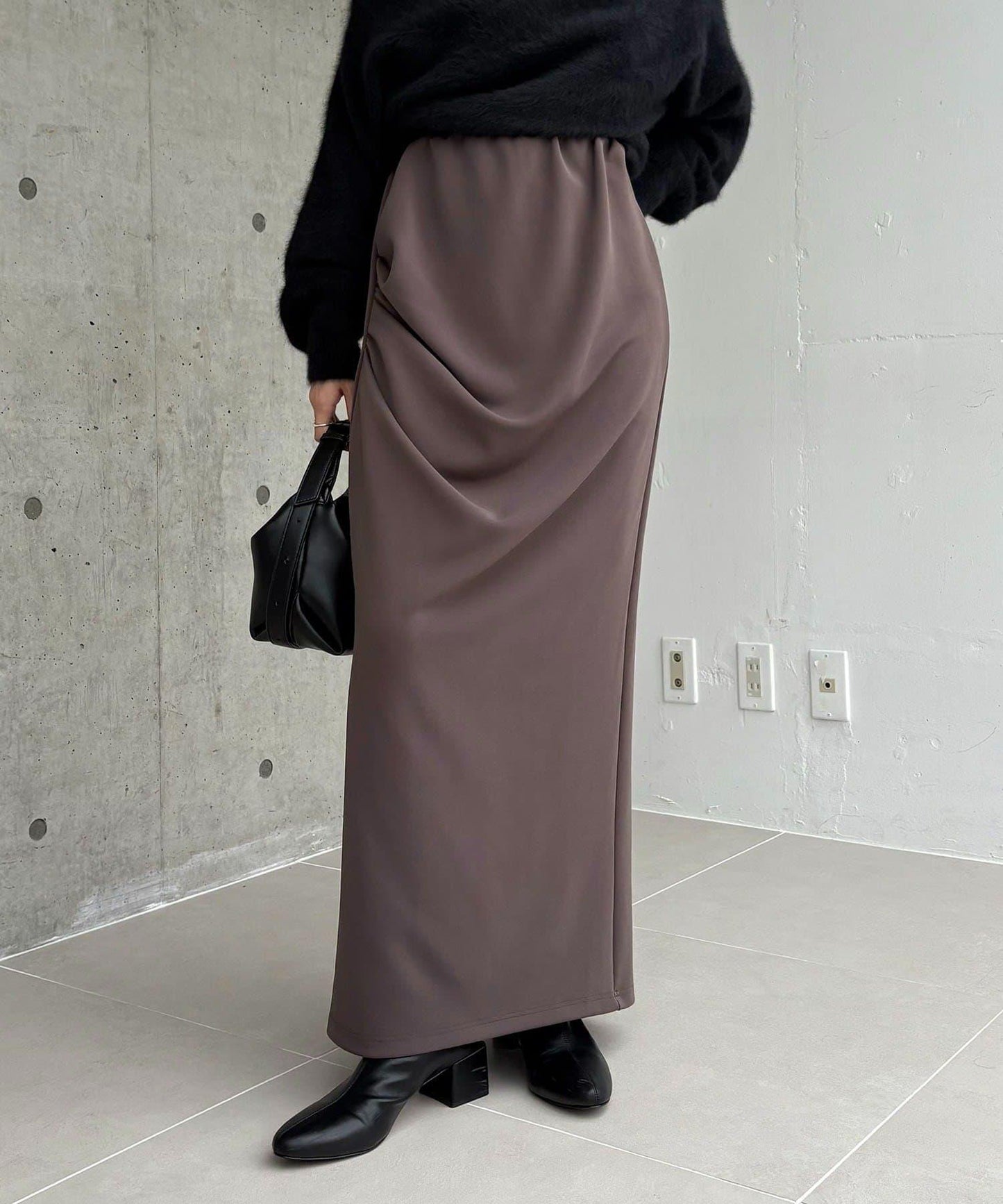 剪裁垂墜半身裙