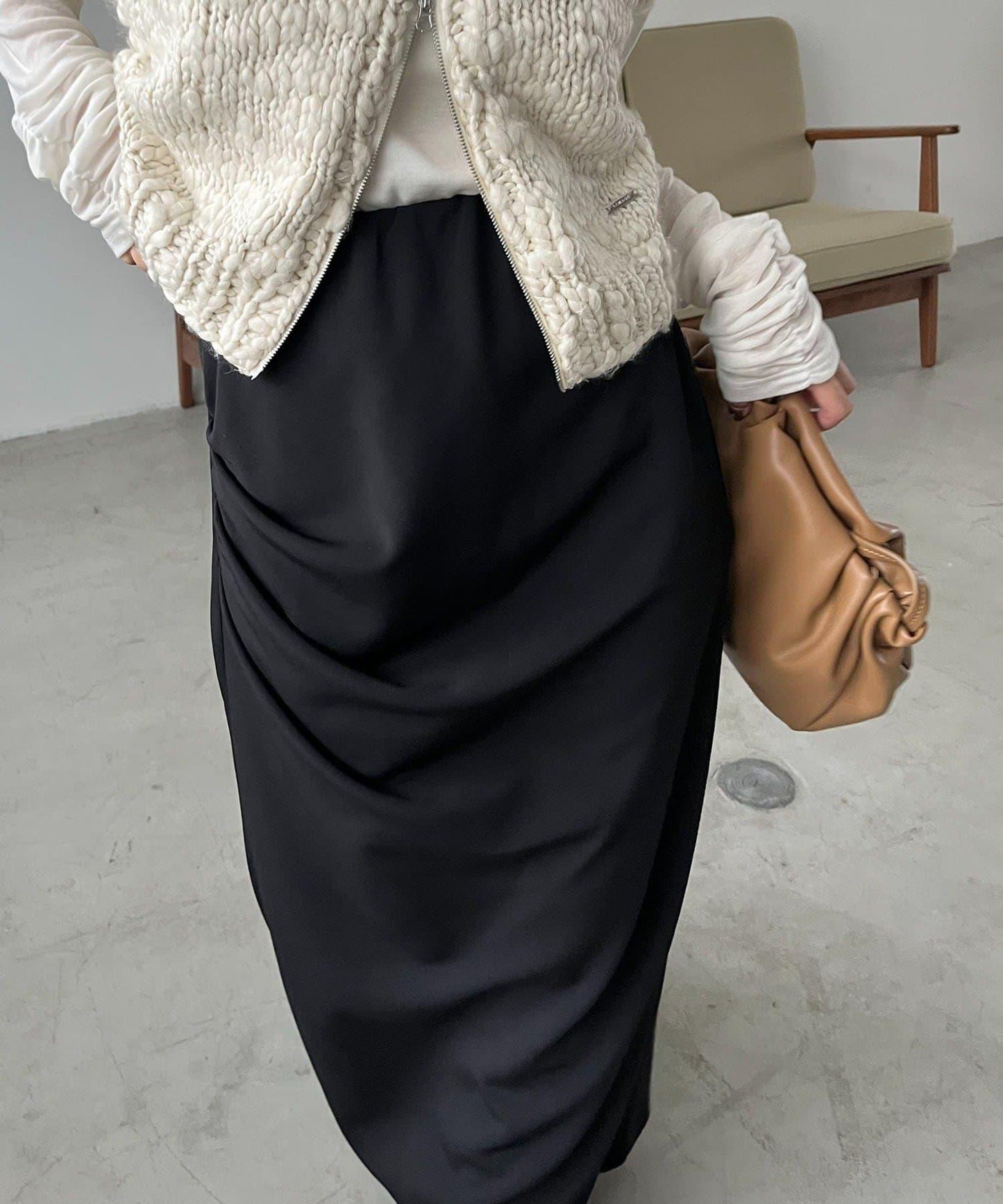 剪裁垂墜半身裙