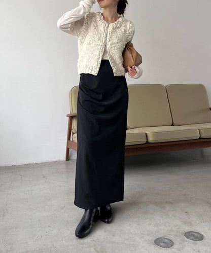 剪裁垂墜半身裙