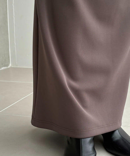 剪裁垂墜半身裙