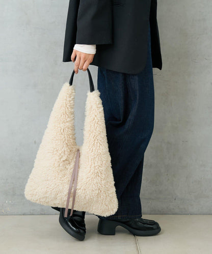 仿羊羔絨三角形包