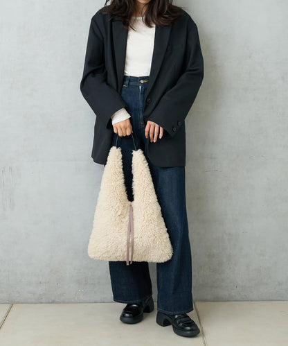 仿羊羔絨三角形包