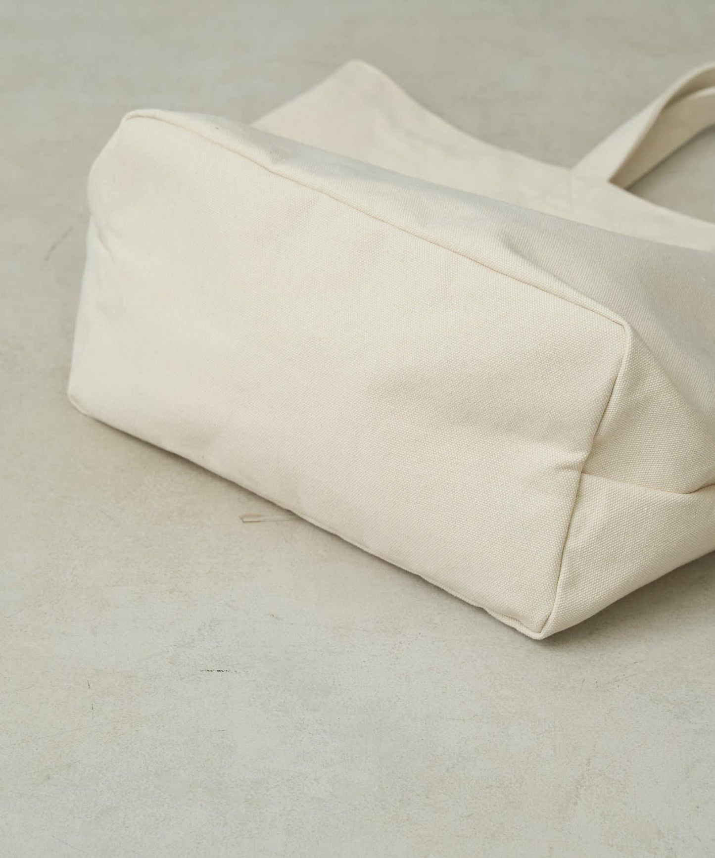 帆布植絨字母托特包