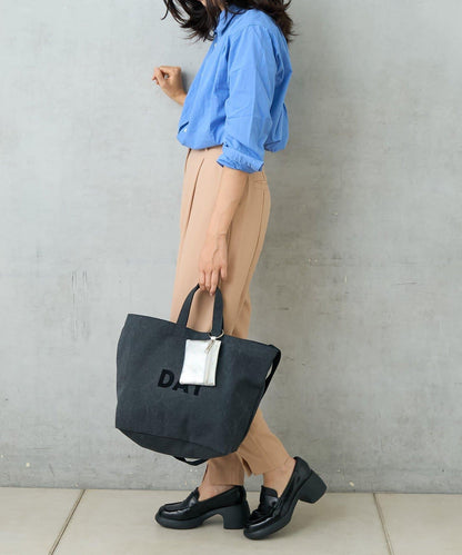 帆布植絨字母托特包