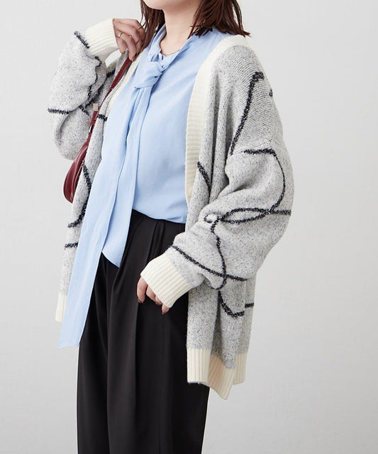 亮絲線勾勒V領開衫