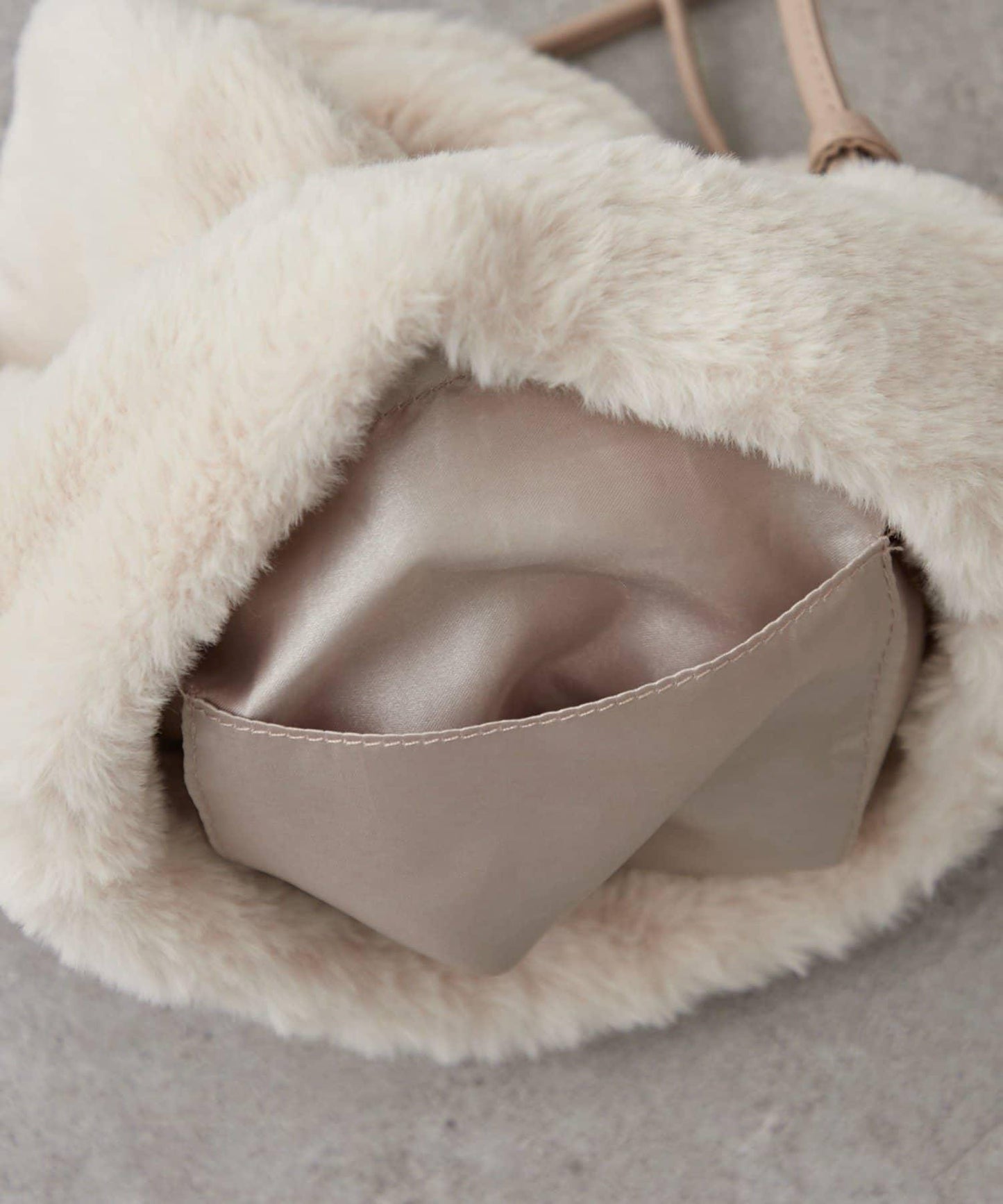 2WAY毛絨束口包斜挎包