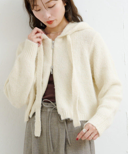 B 羊毛圈紗針織連帽衫