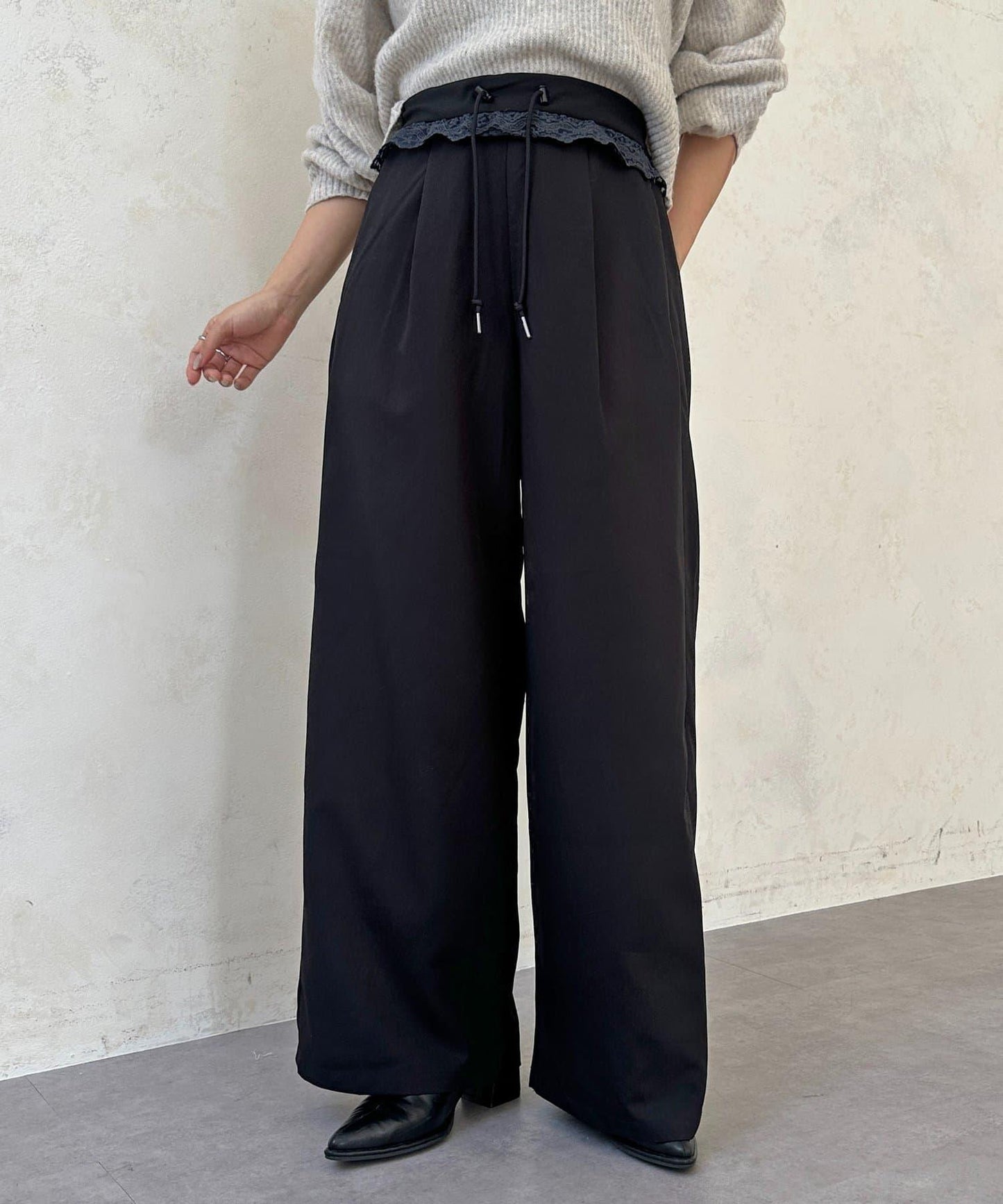 高腰蕾絲褶皺長褲