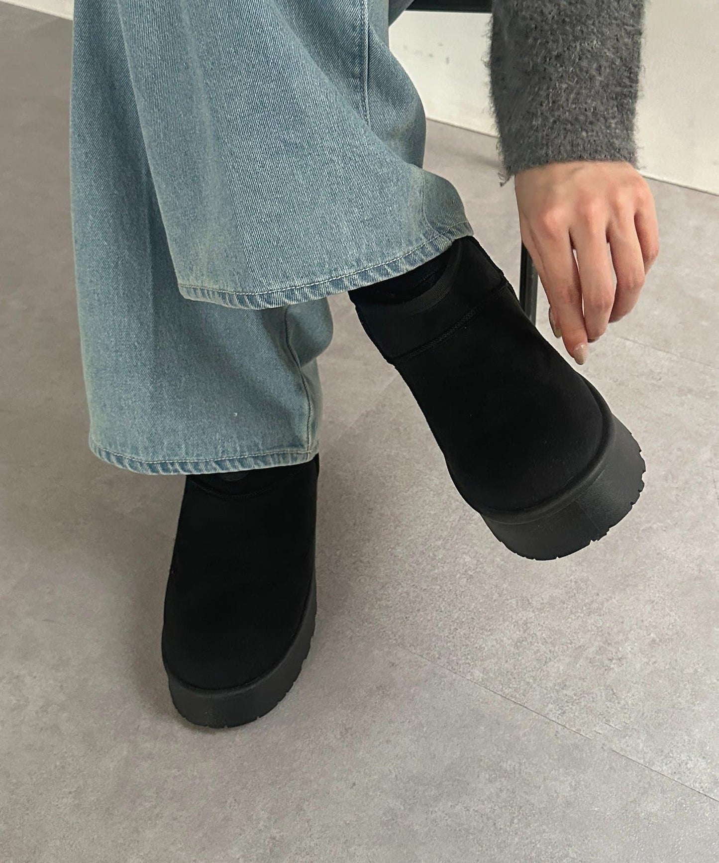 厚底短款羊羔絨靴