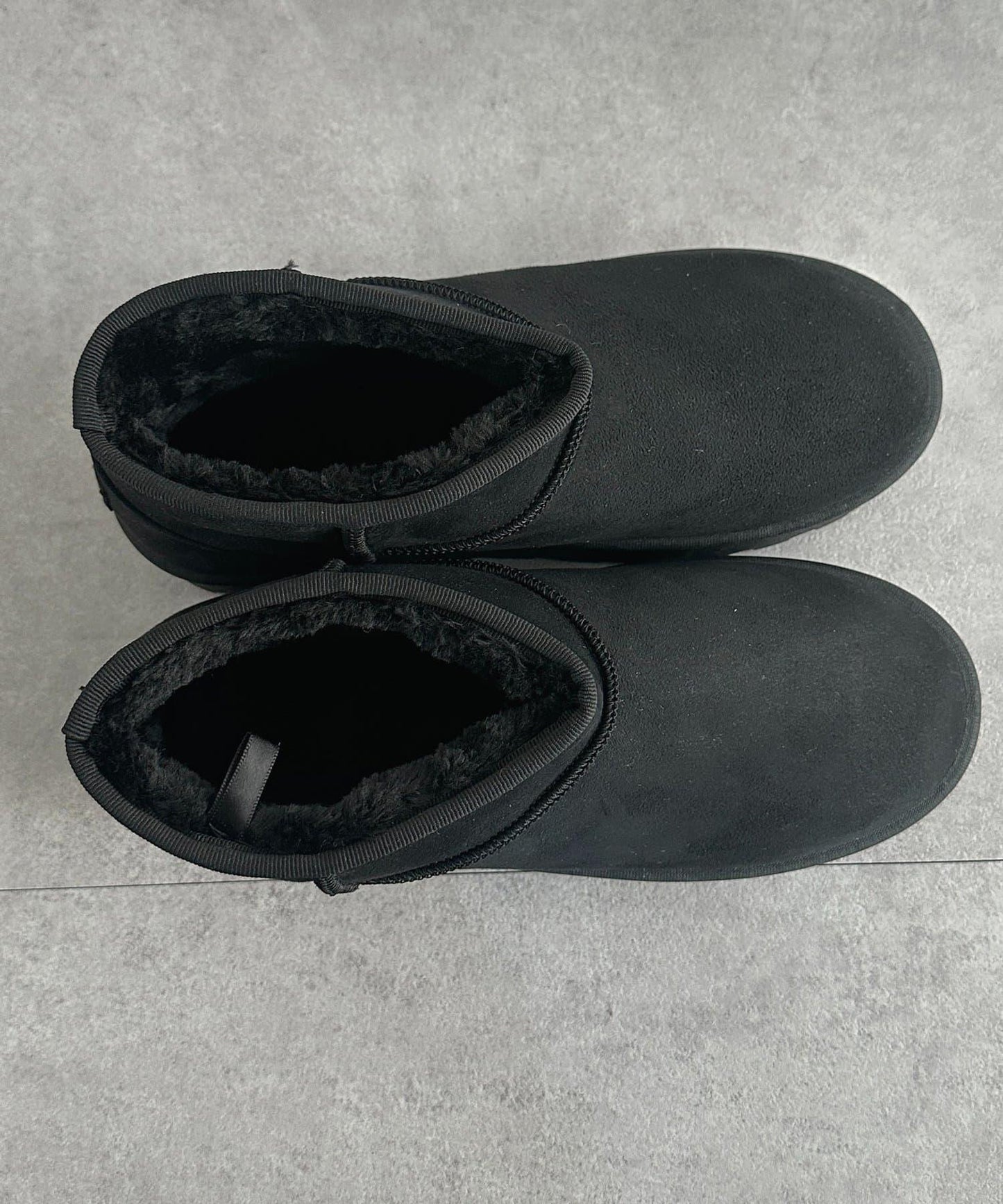 厚底短款羊羔絨靴