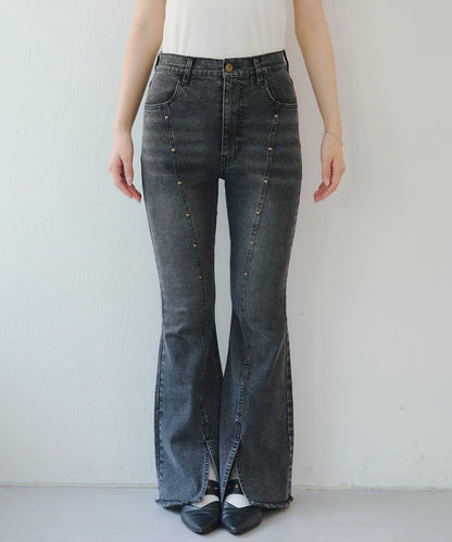 【2尺碼可選】鉚釘微喇牛仔褲