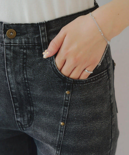 【2尺碼可選】鉚釘微喇牛仔褲