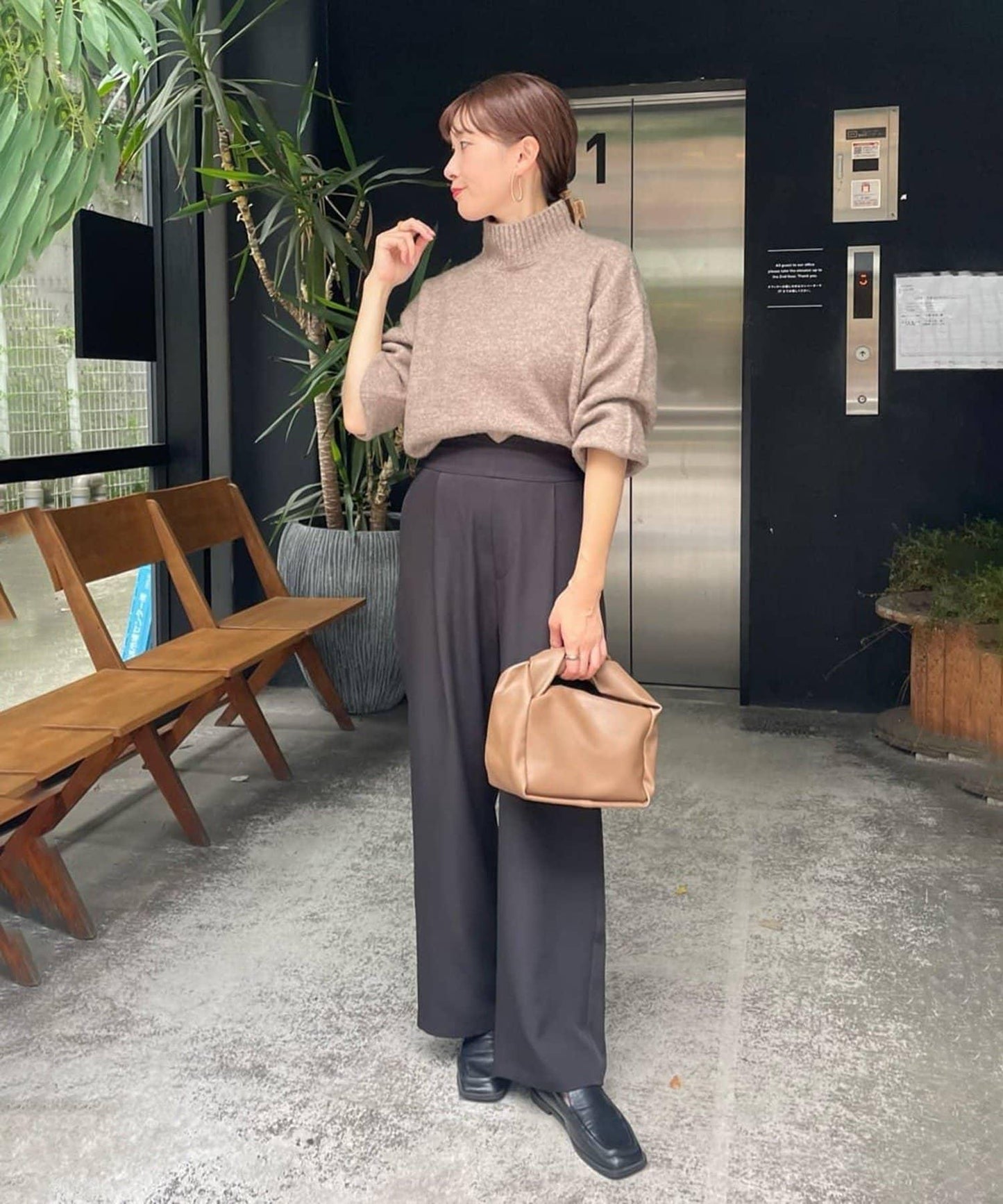 犛牛絨高領針織衫