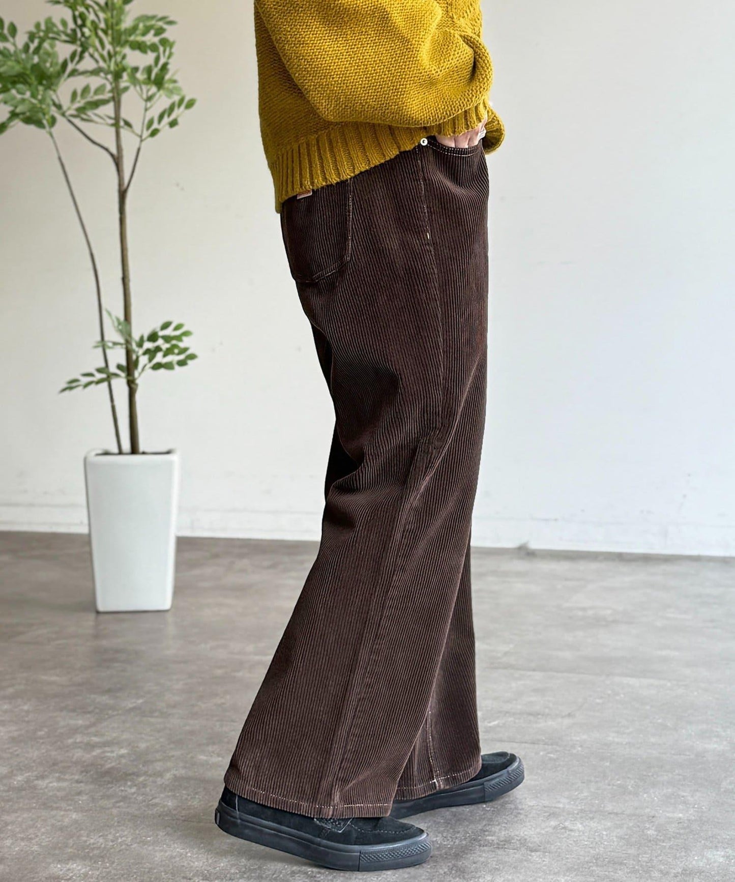 燈芯絨寬腿褲
