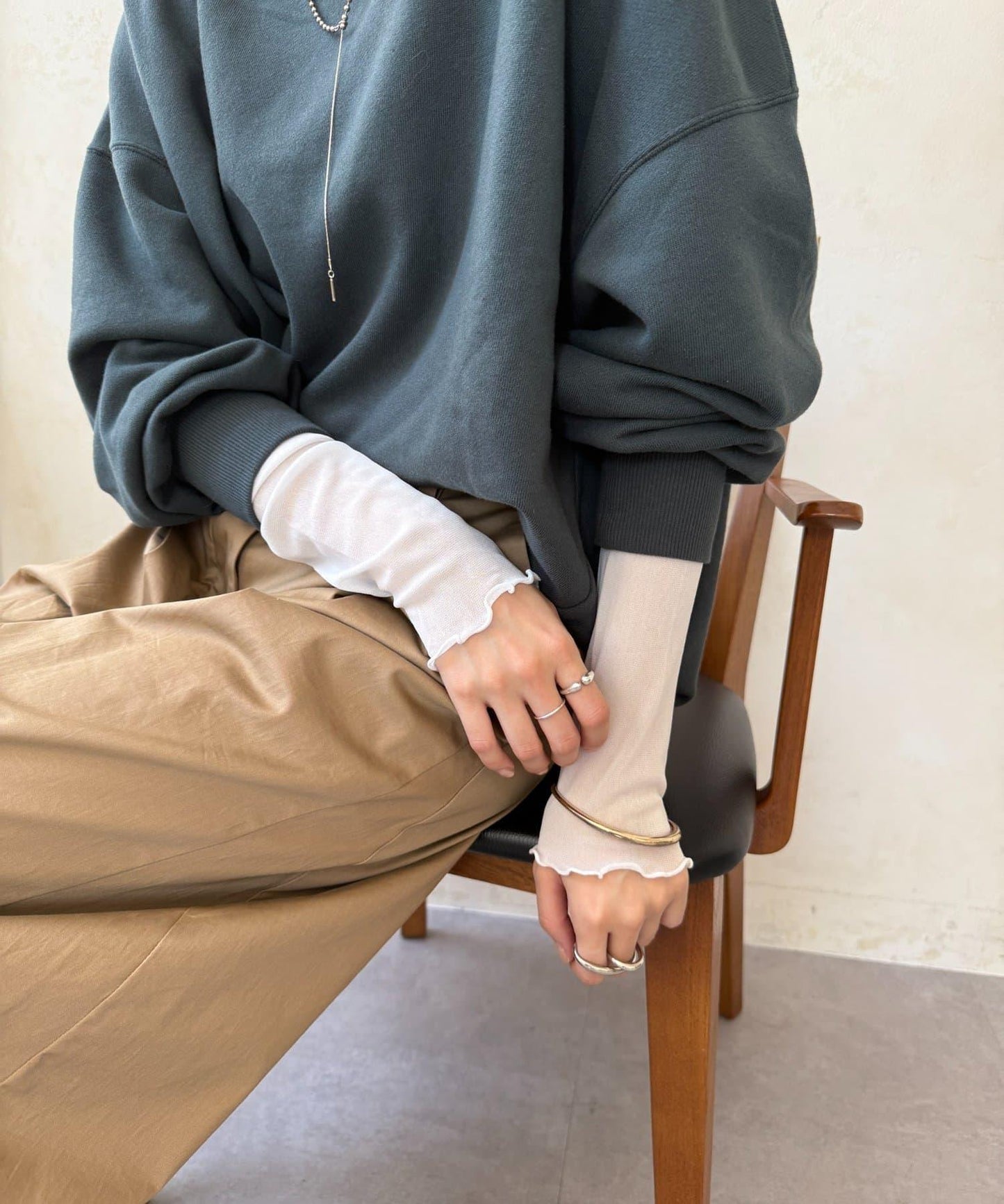 薄紗高領衫