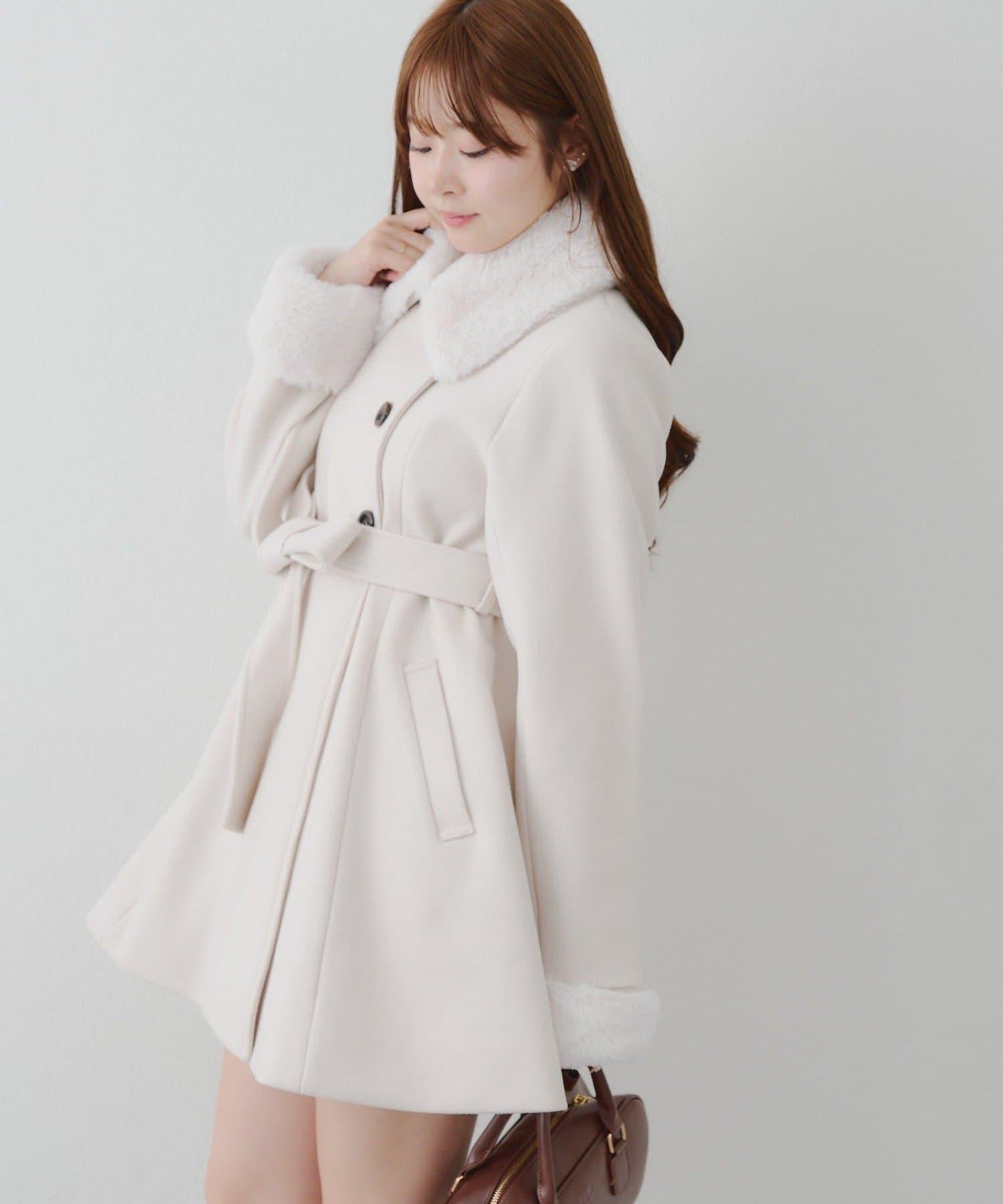 多功能可拆卸毛絨中長款A字大衣