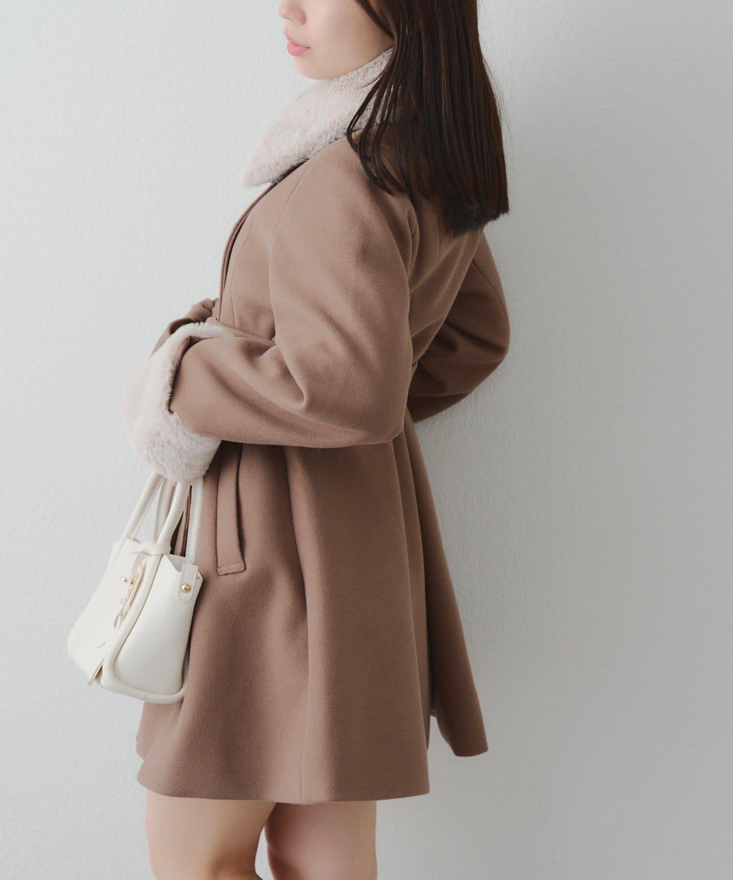 多功能可拆卸毛絨中長款A字大衣