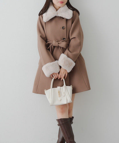 多功能可拆卸毛絨中長款A字大衣