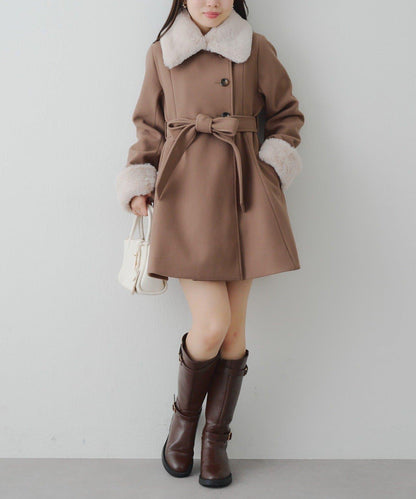 多功能可拆卸毛絨中長款A字大衣