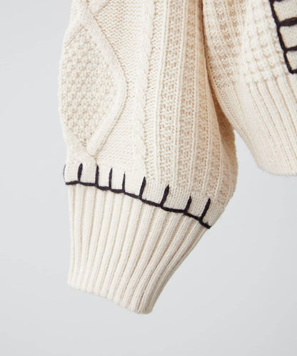 毯邊縫線麻花針織套頭衫