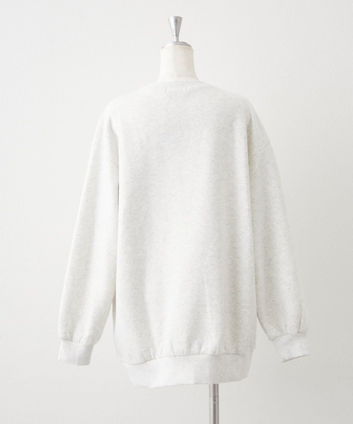 花卉與標誌拼接加絨套頭衫