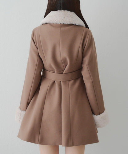 多功能可拆卸毛絨中長款A字大衣