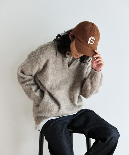 長絨毛針織POLO領毛衣