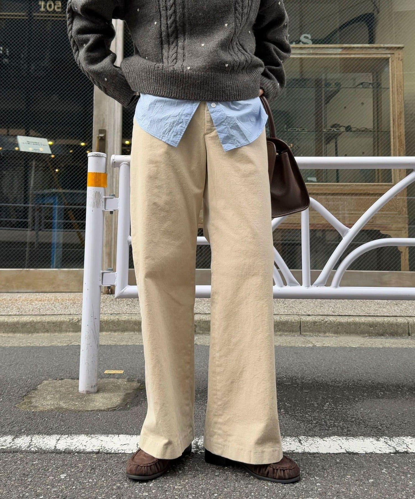 燈芯絨直筒褲