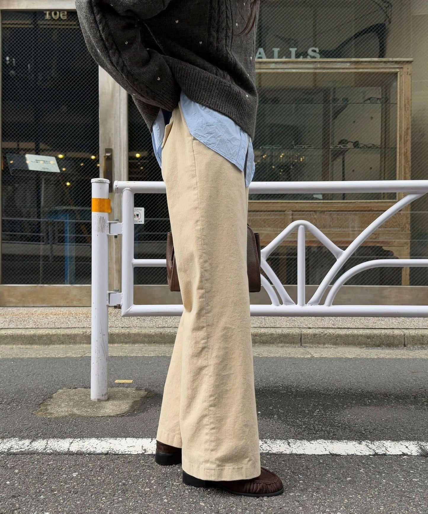 燈芯絨直筒褲