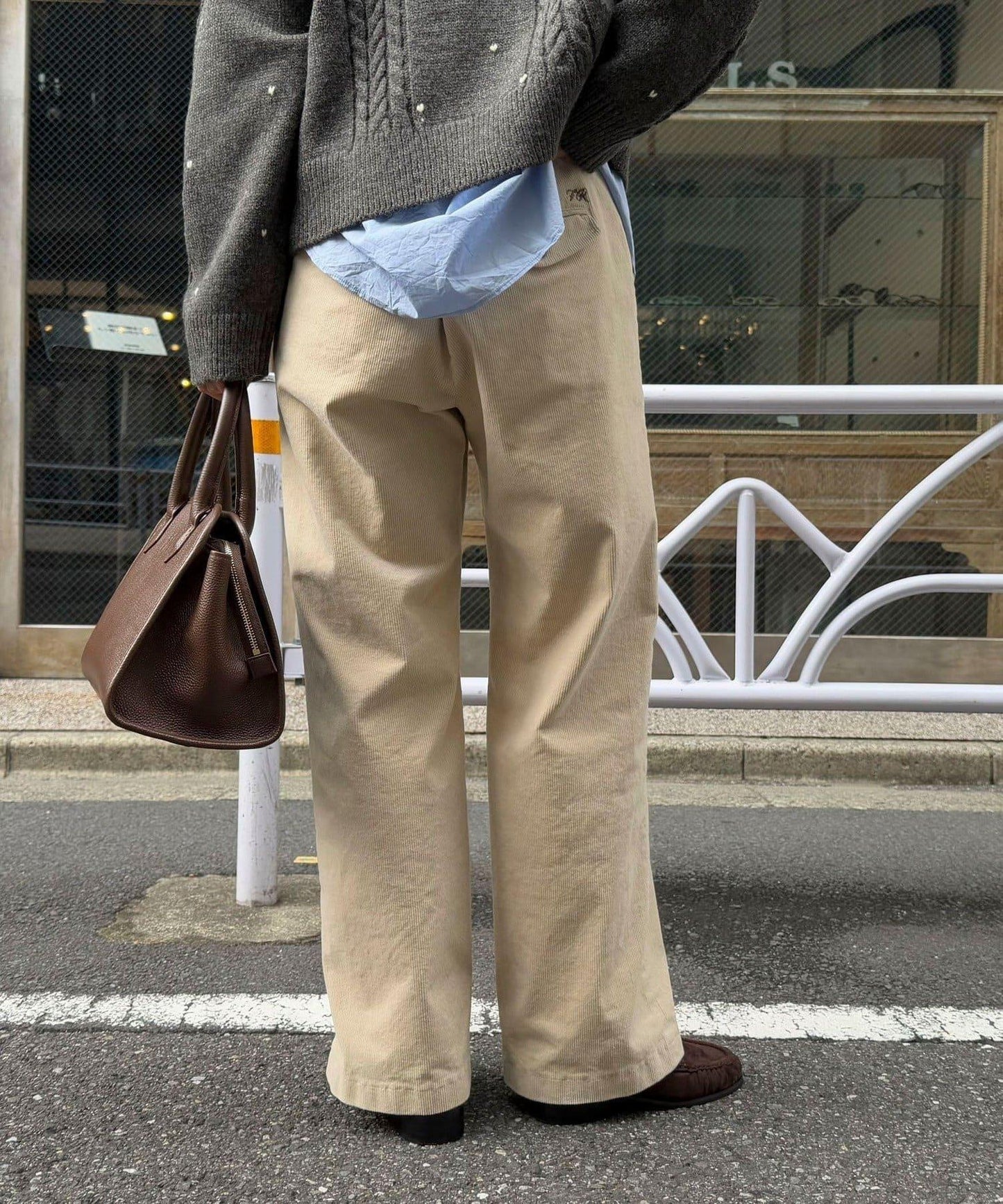 燈芯絨直筒褲
