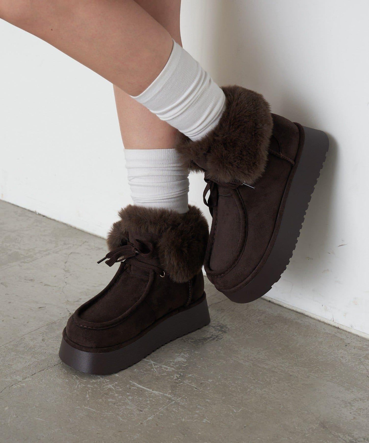 厚底羊羔絨短靴