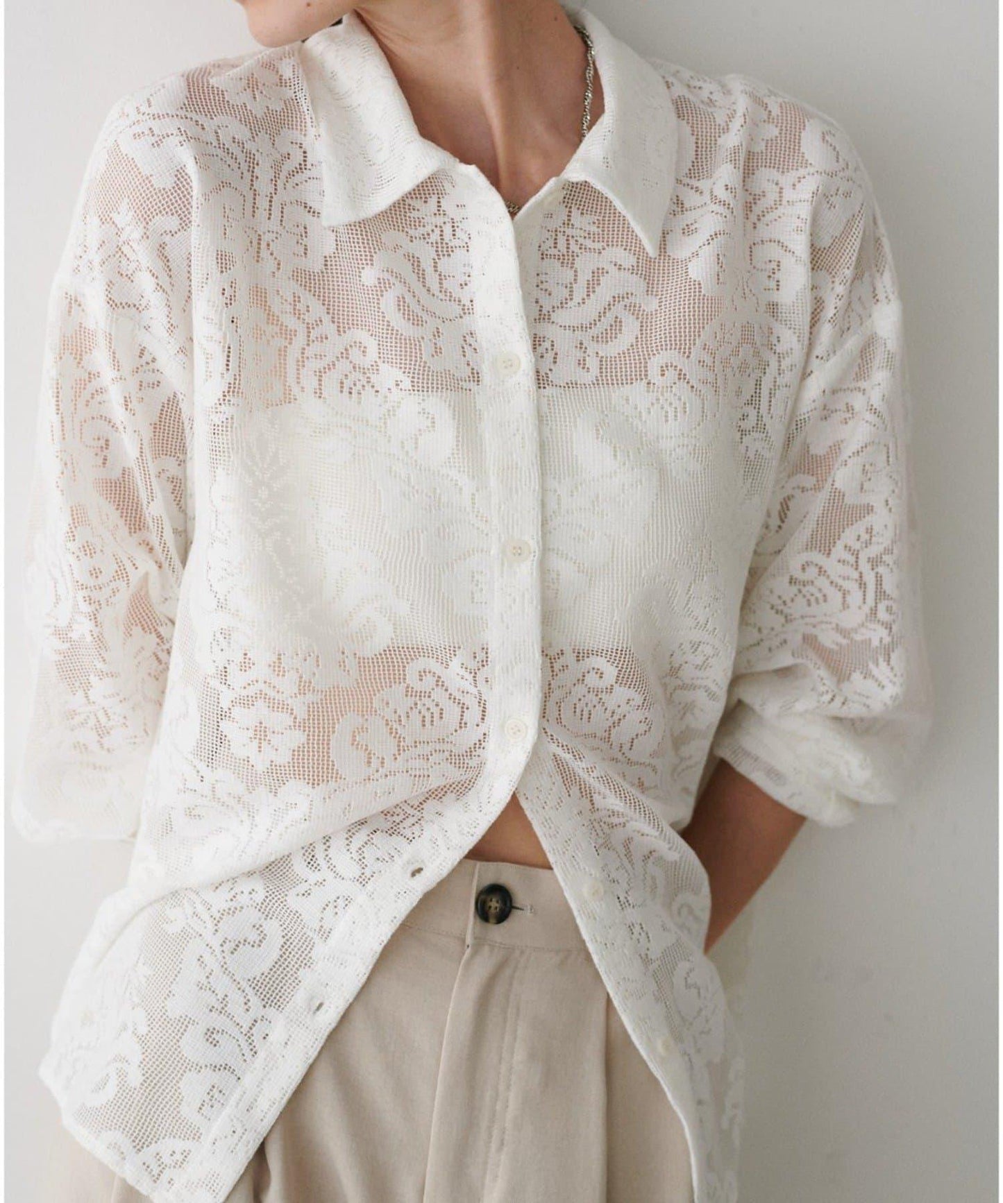 【LARUTA】蕾絲襯衫