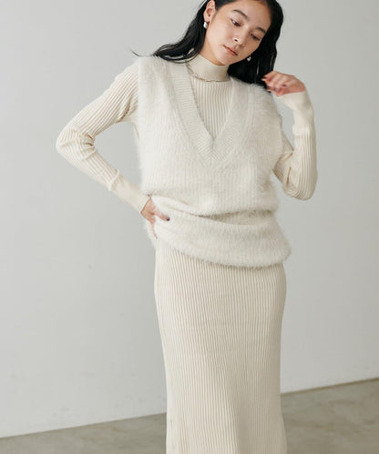 【S碼終於開售！】可選羅紋針織連衣裙×羽毛馬甲套裝