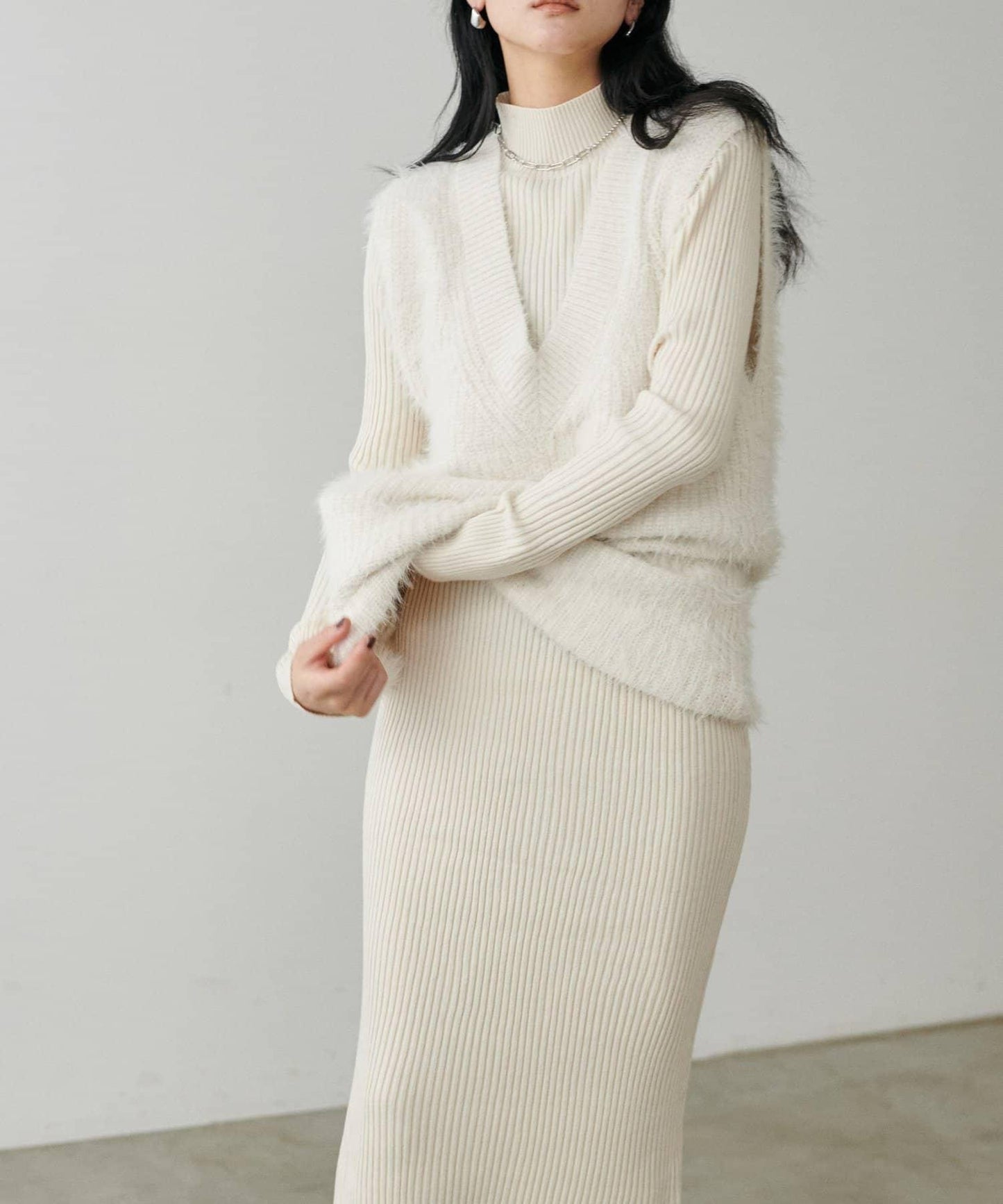 【S碼終於開售！】可選羅紋針織連衣裙×羽毛馬甲套裝